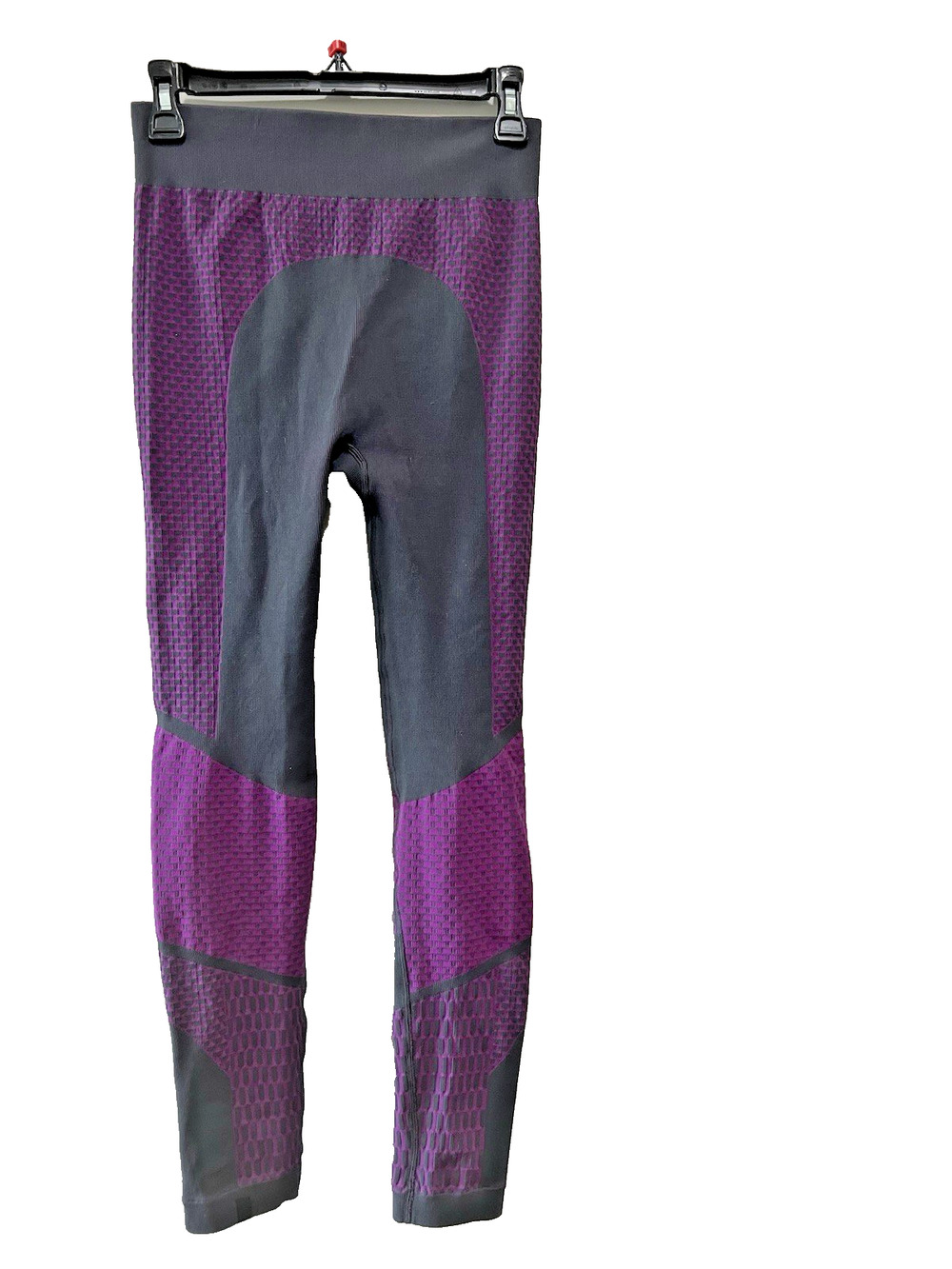 lululemon size 8 women's About that base Gray Violet seamless athletic leggings